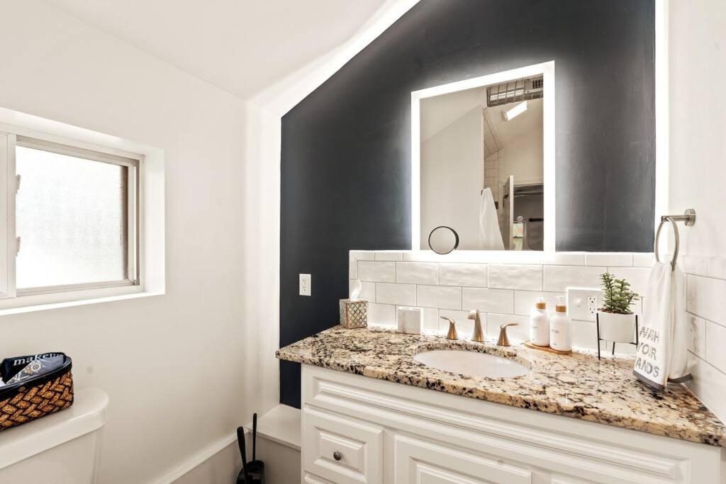 The Modern Forge Ny, Honeoye Lake Bagian luar foto